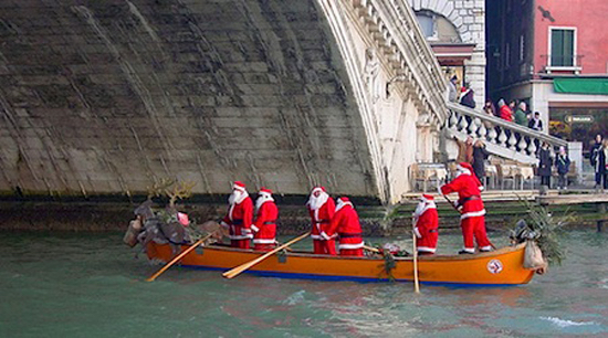 Charming-Italy-Christmas-1.jpg